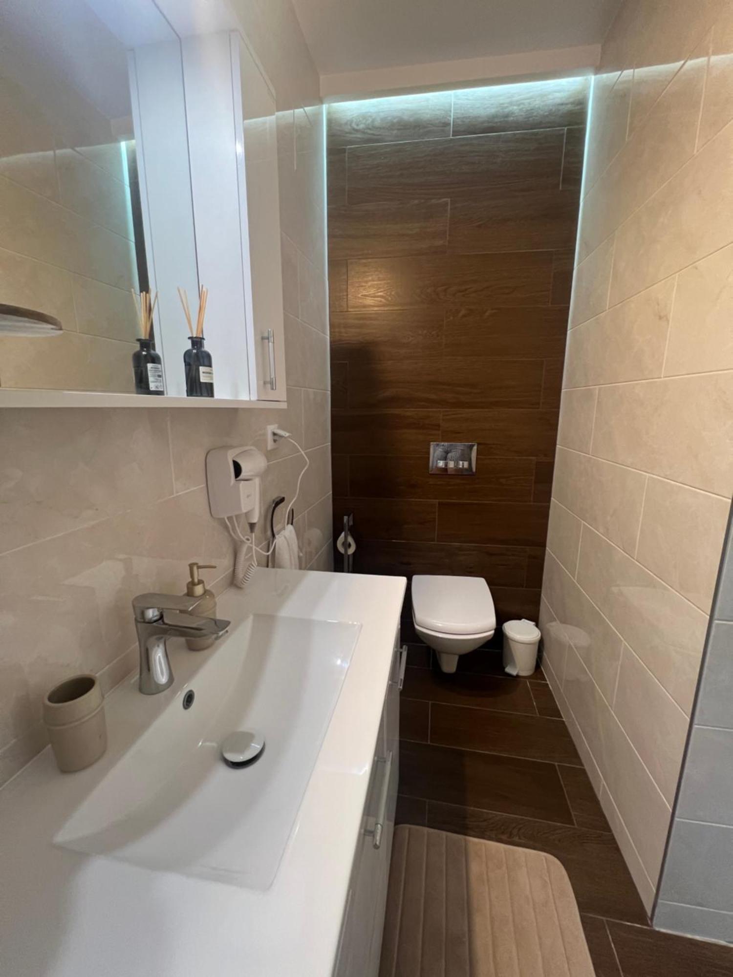 La Strada Central Apartament Oradea Eksteriør bilde